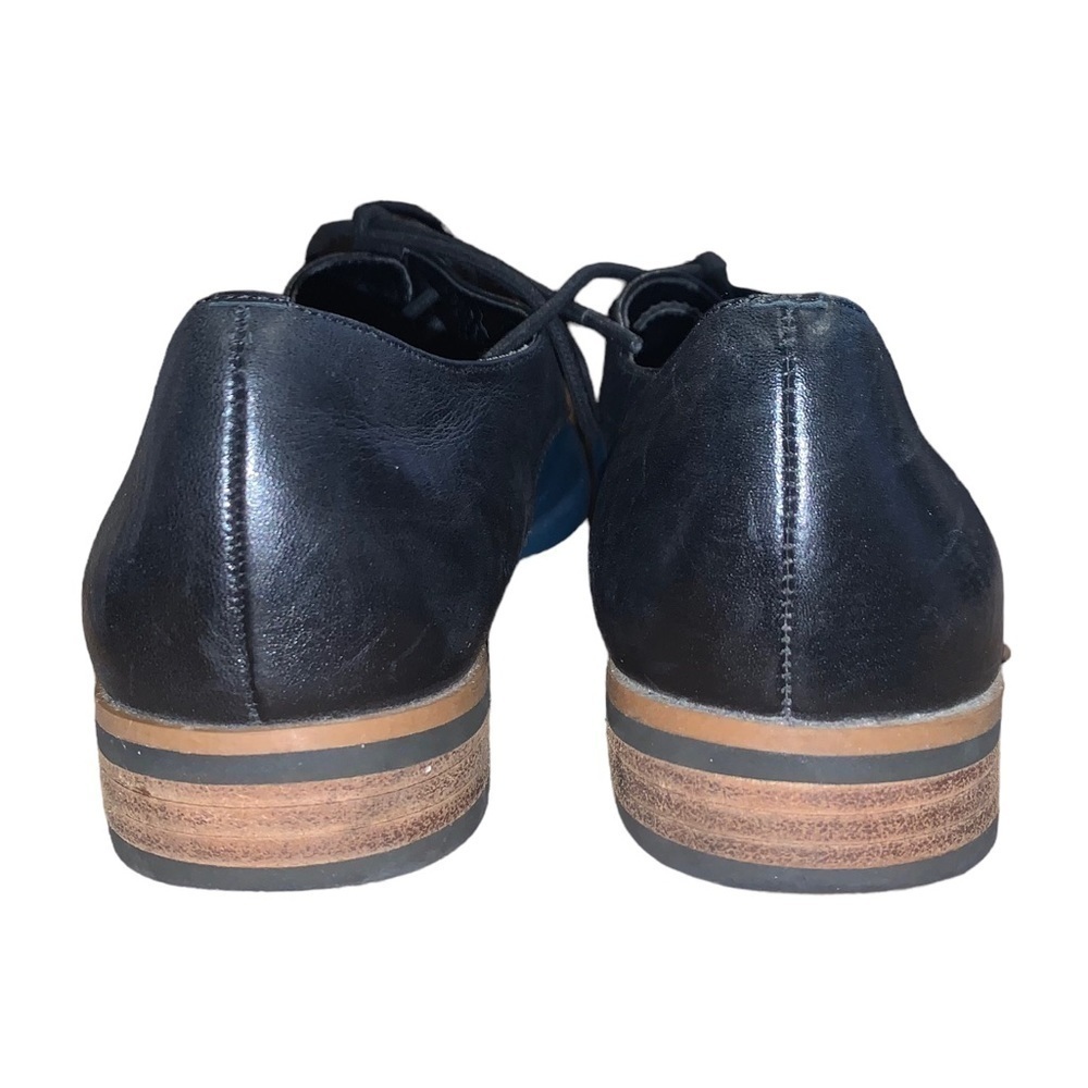 Kate Spade “Saturday” Two Toned Oxford Shoe - Picture 9 of 11